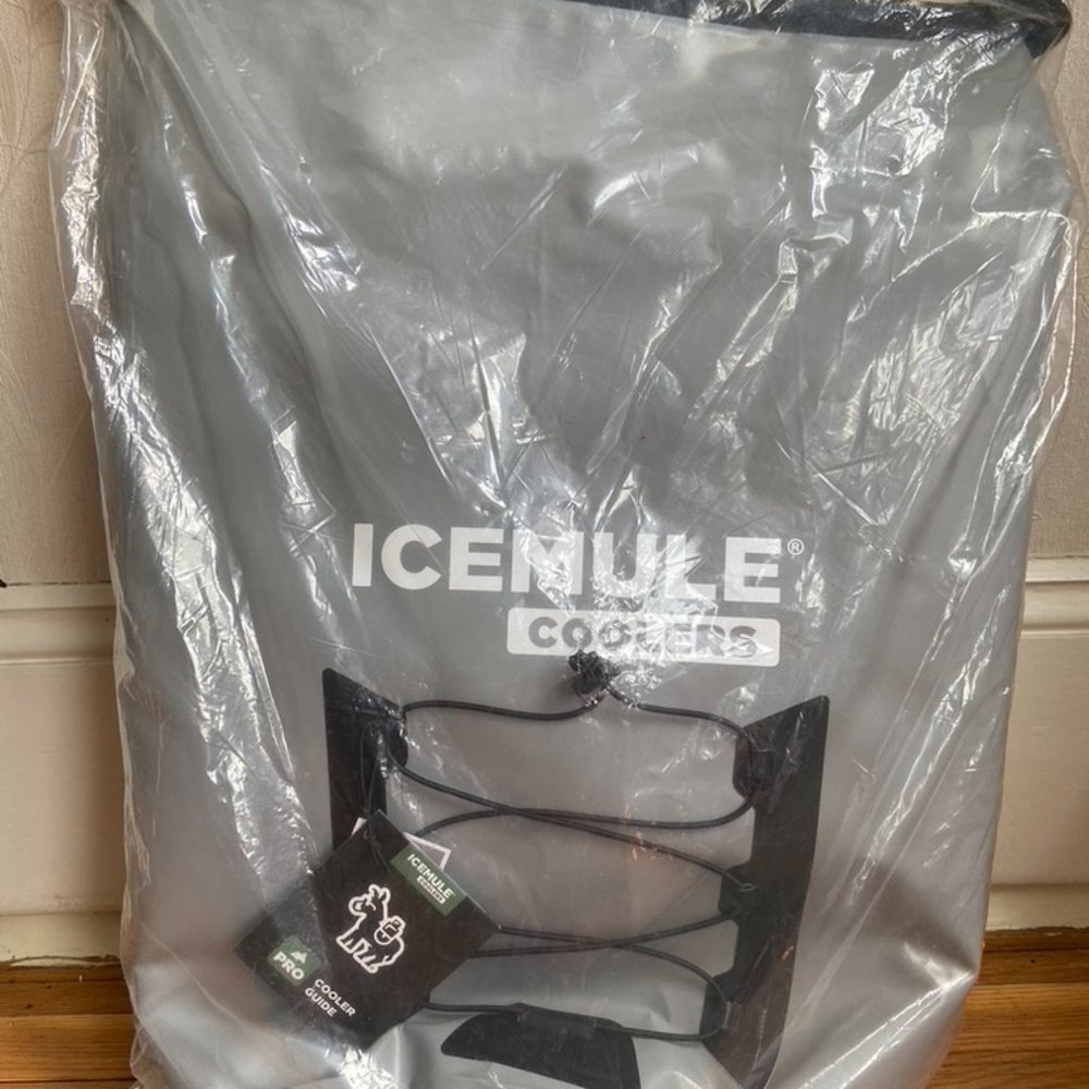 Ice Mule Pro Large Backpack Cooler NWT Gray